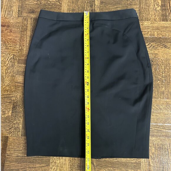 Ted Baker Pencil Skirt size "3" (actually fits like a size 6-7) - Picture 5 of 9